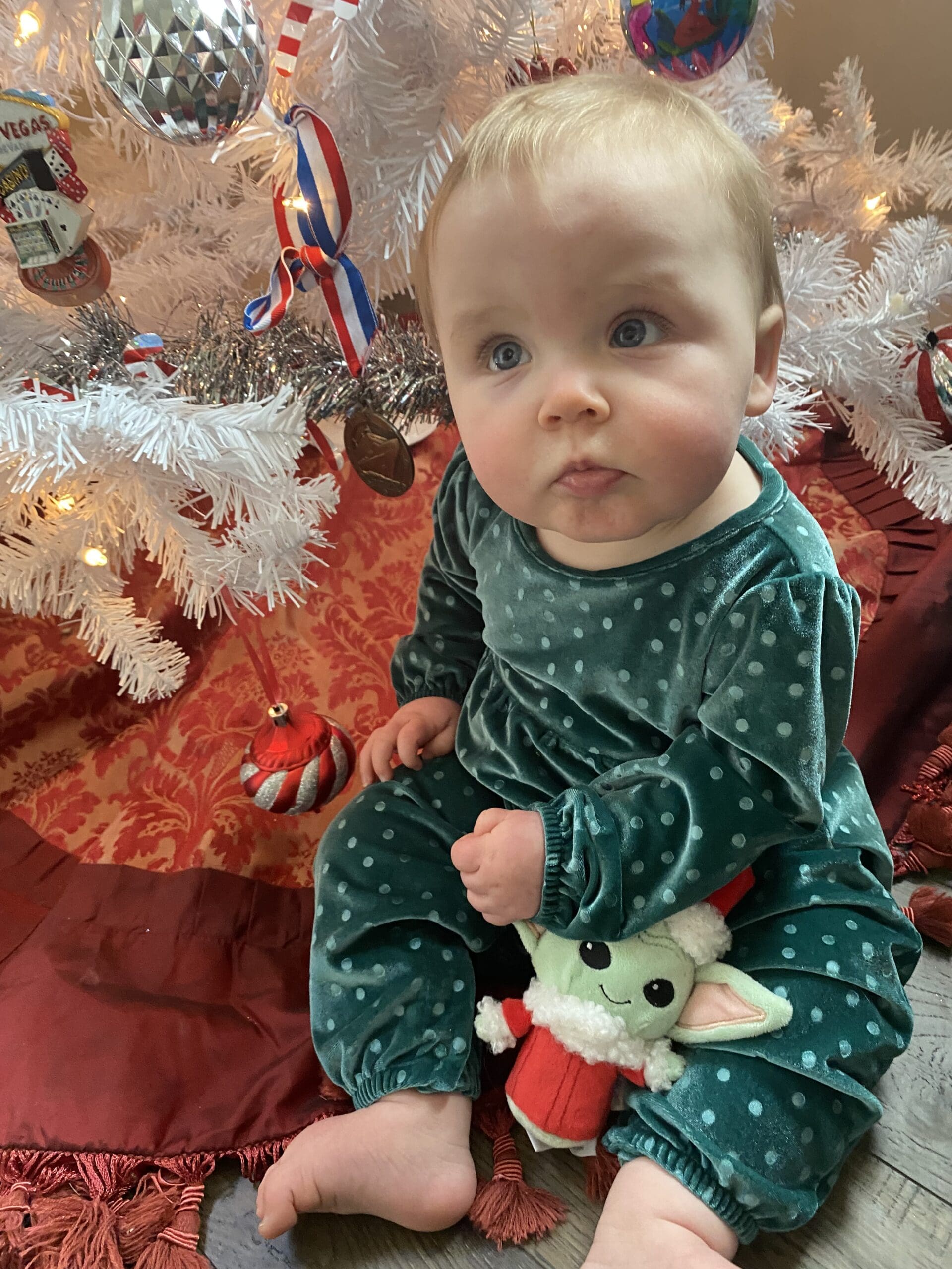 Eagle Point Christmas Tree Lighting & Santa Arrival Eagle Point & the